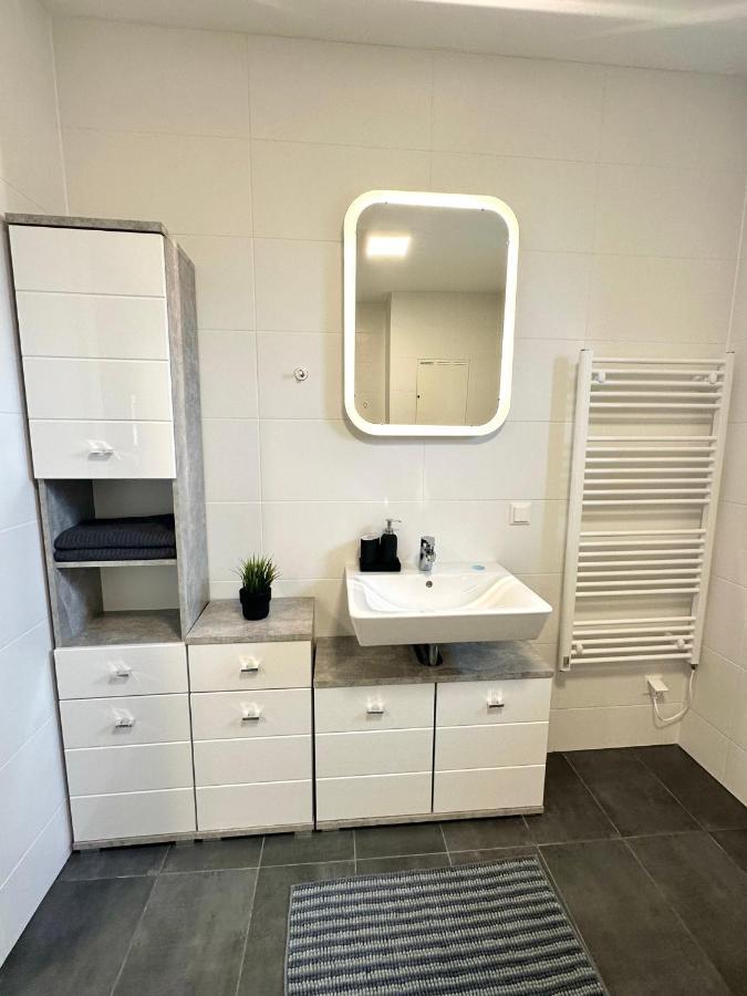 Living Kalsdorf - Selfcheckin Appartement Kalsdorf bei Graz Buitenkant foto